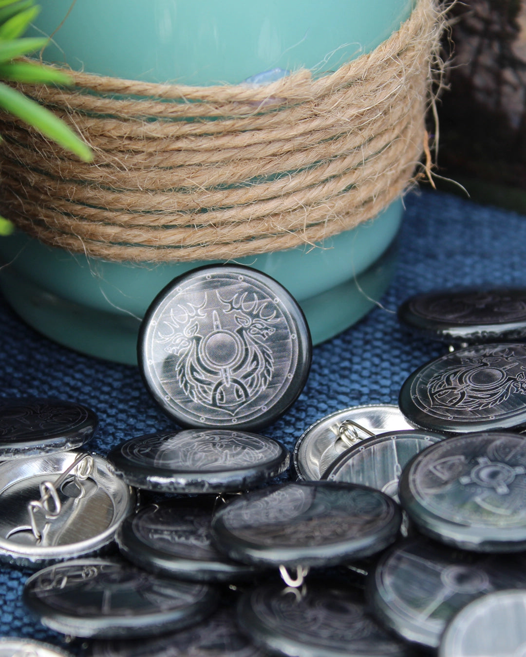 Viking Shield Pin Badges [Pack of 5]