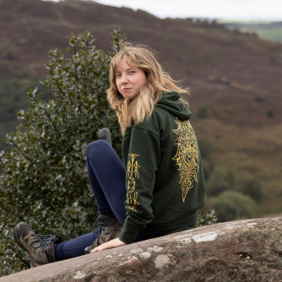 Freyja Hoodie – By Dyrmaor