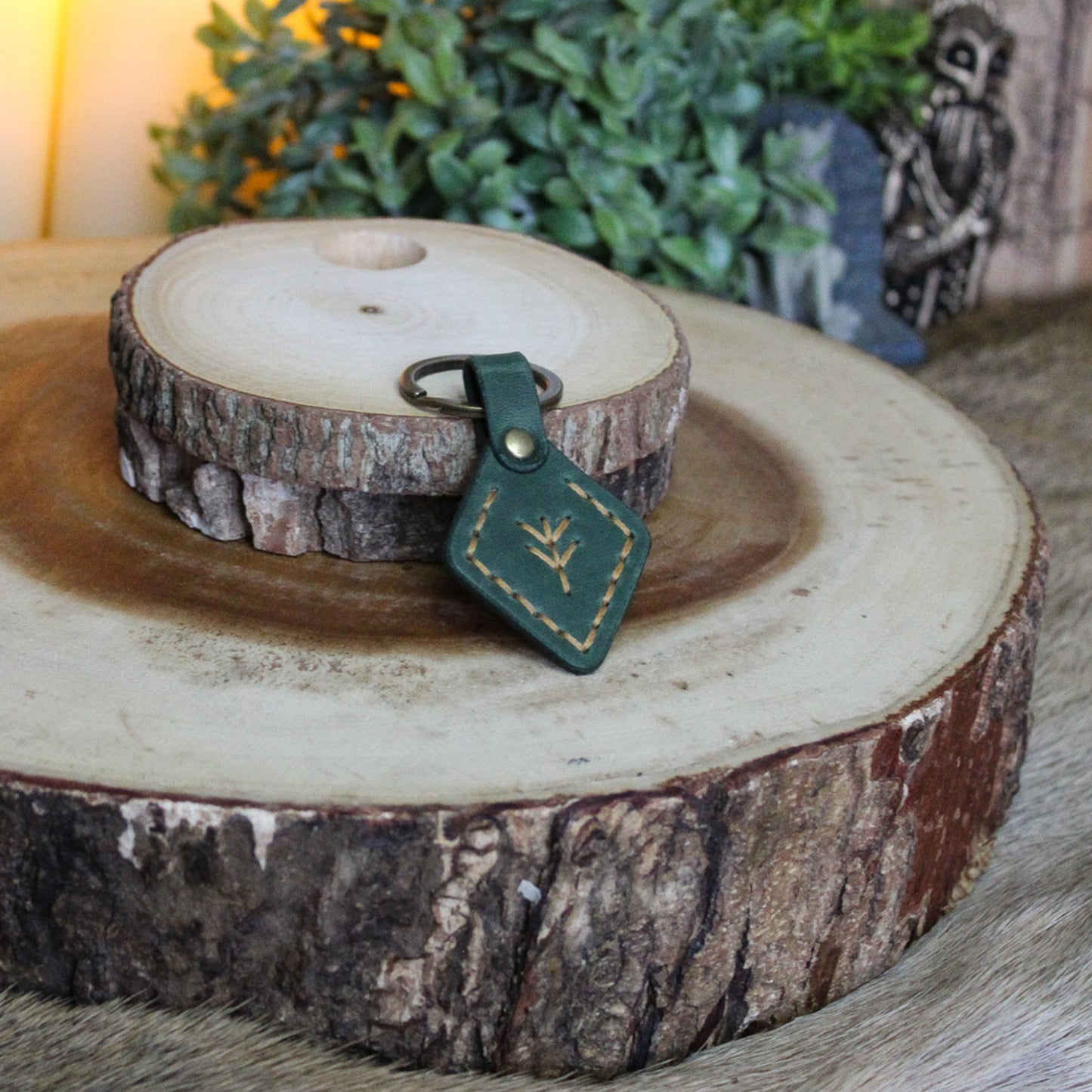 Algiz Keychain Green & Tan