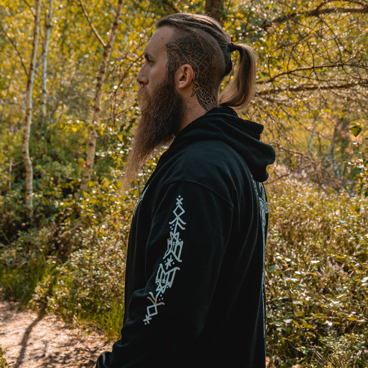 Óðinn Hoodie – The Norse God of Wisdom, War, Death, Magic & Poetry - Einarr's Journey