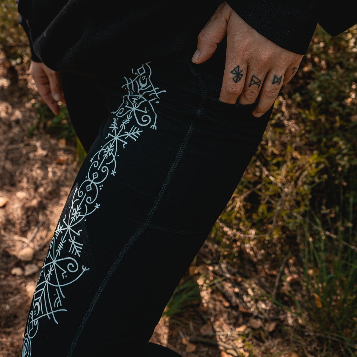 Runic Leggings - Einarr's Journey