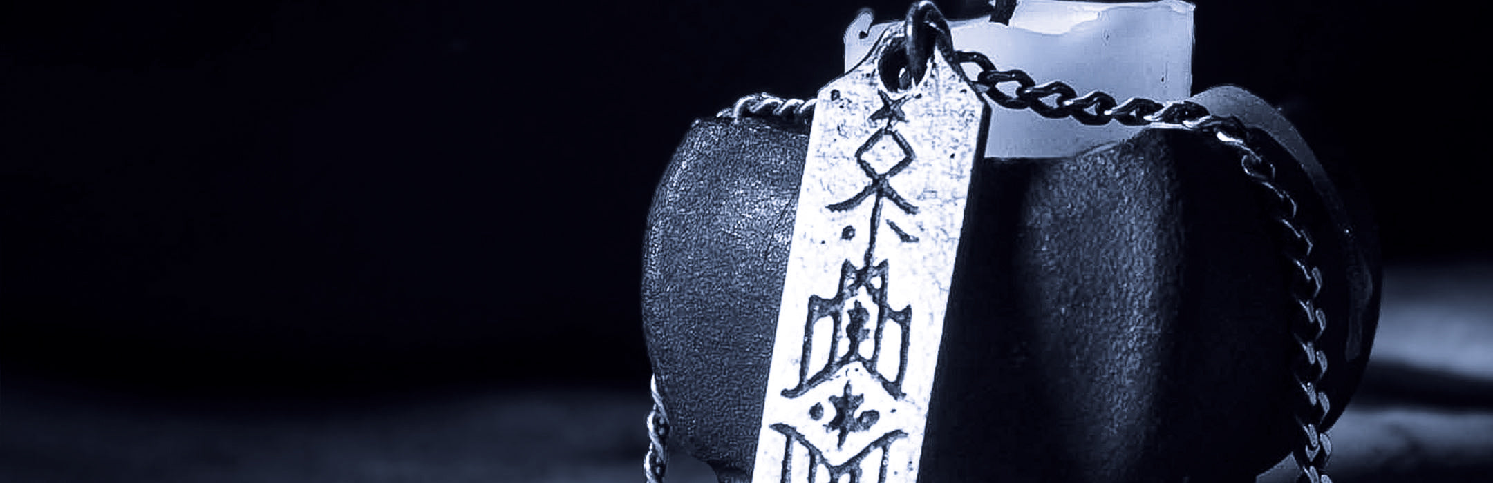 Norse Mythology Inspired Handcrafted Hávamál-themed Bindrune pendant Representing the Norse values of honour, ethics, hospitality, reciprocity, self-improvement, and wisdom.